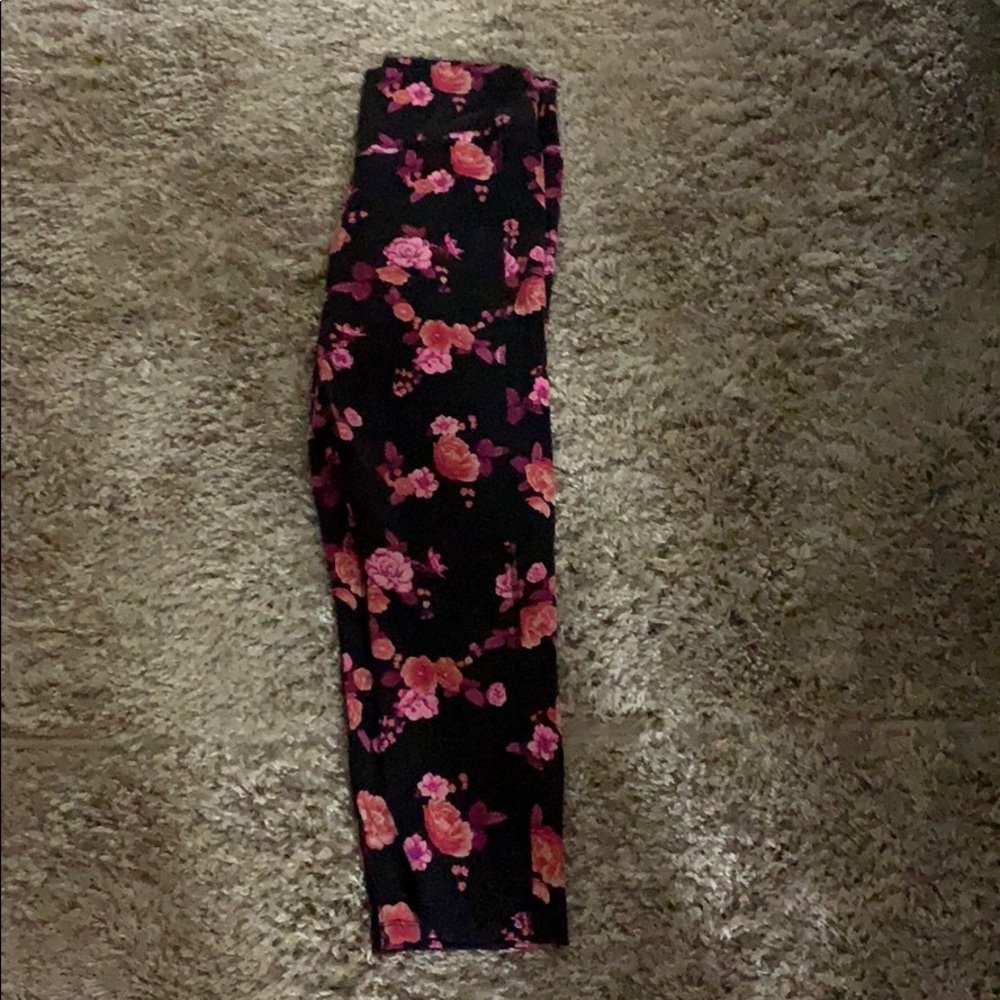 PINK floral print leggings